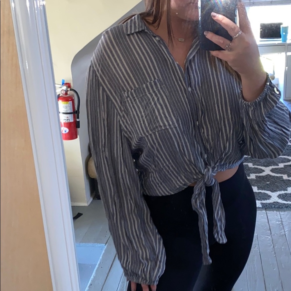 Light weight cotton button down